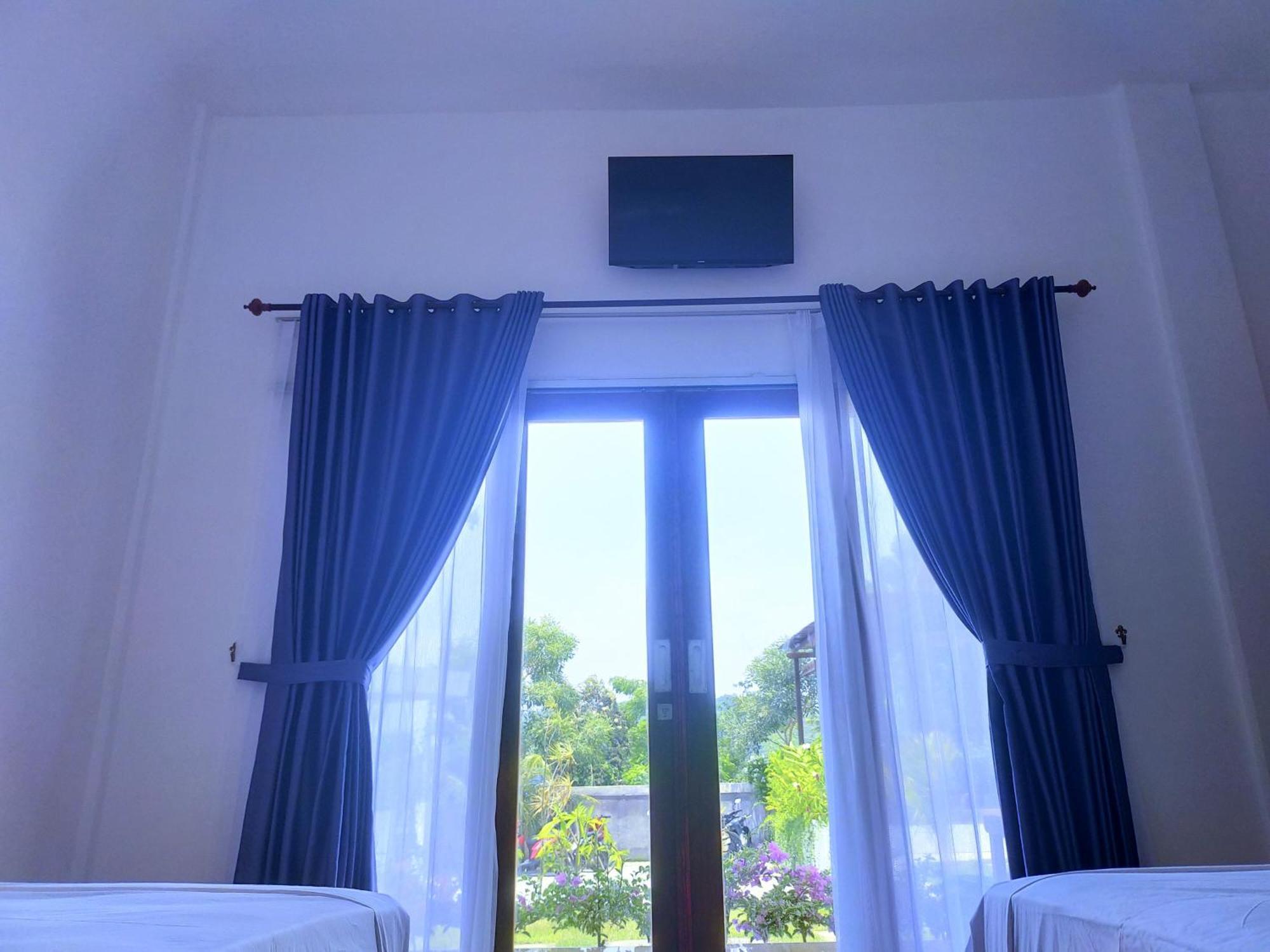 Villa The Local Are Guling à Kuta  Extérieur photo